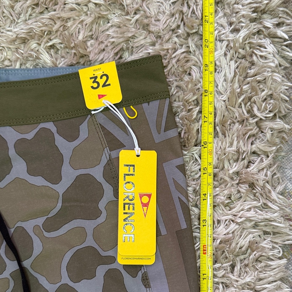 Florence Marine Men's Hawaiian Camouflage Board Shorts - Olive and Gray - Picture 2 of 5